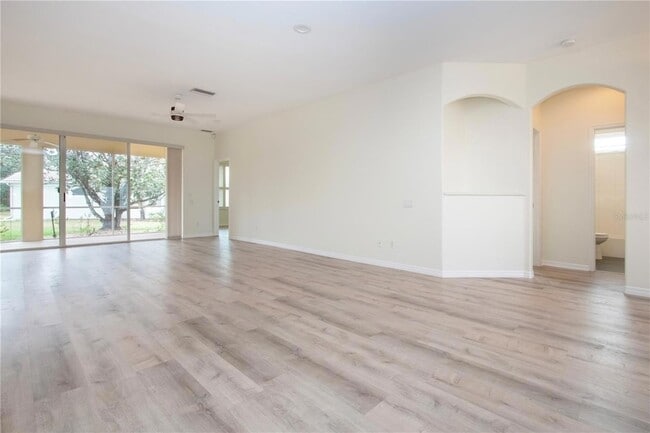 Building Photo - 8419 Whispering Woods Ct