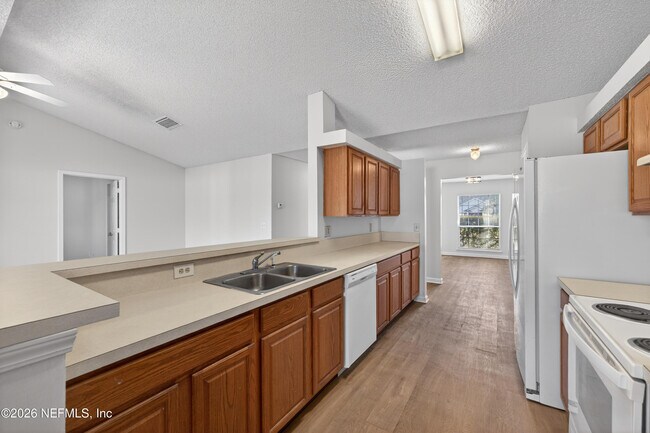 Building Photo - 2912 Cranes Landing Ct