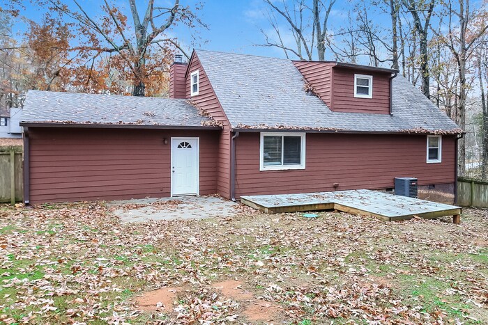 Building Photo - 5916 S Quail Dr