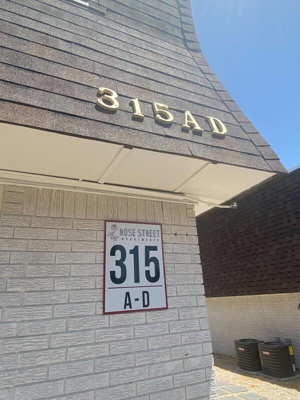 Building Photo - 315 Rose St