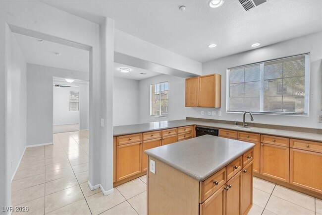 Building Photo - 7556 Creative Ct