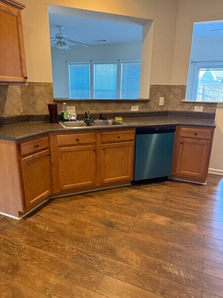 Building Photo - 4359 Annlette Dr