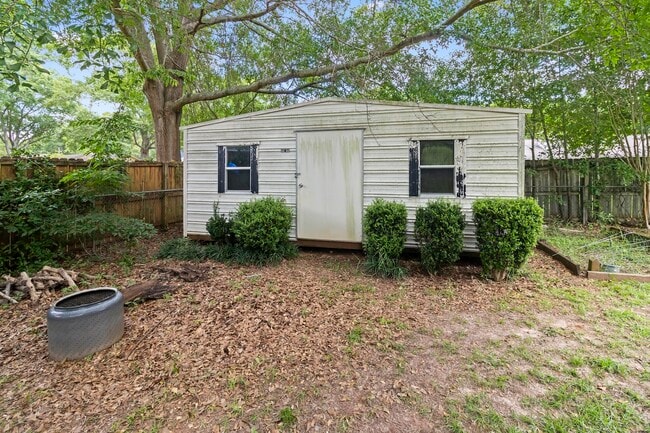 Building Photo - 115 Nancy Dr