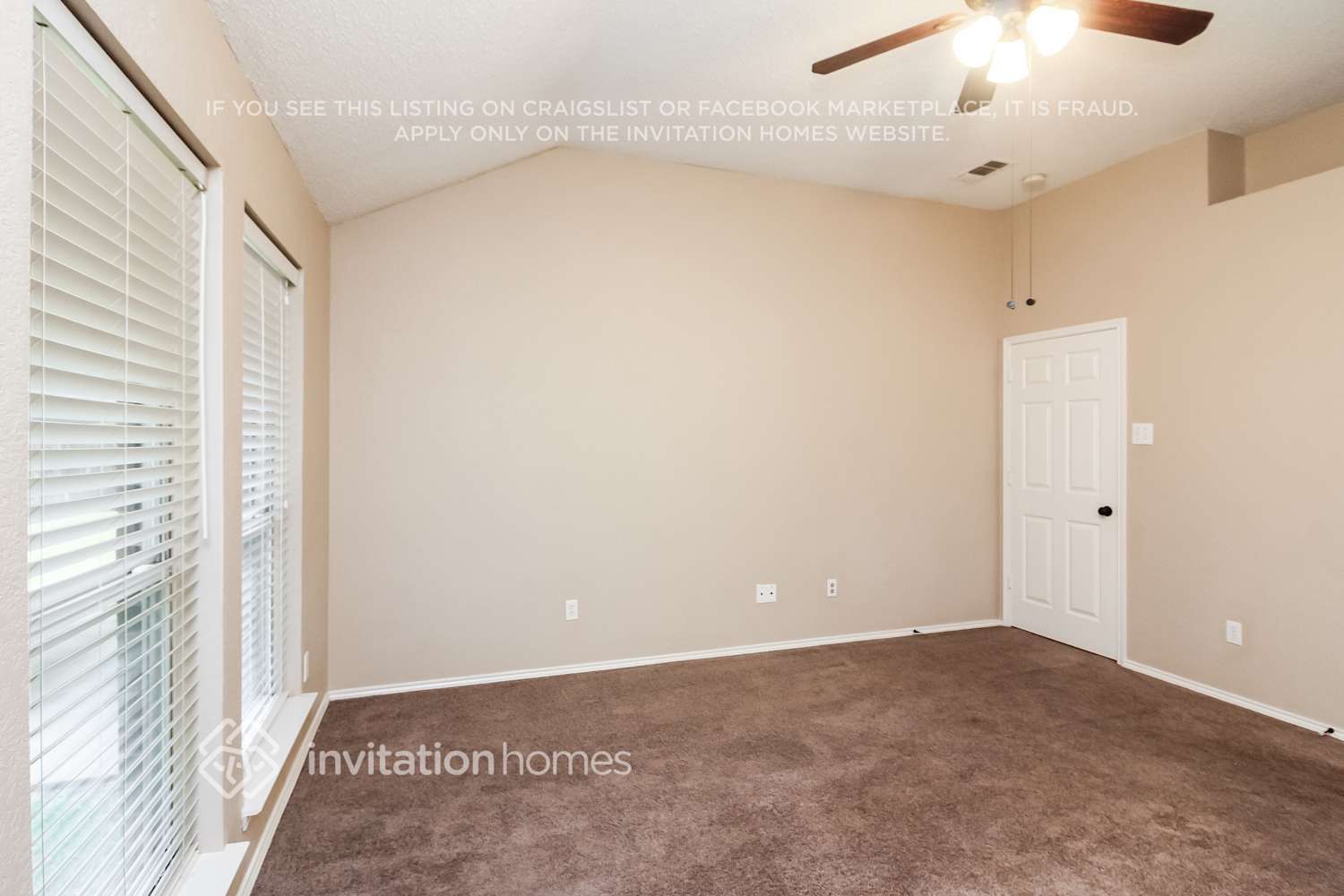Building Photo - 1501 High Crest Dr