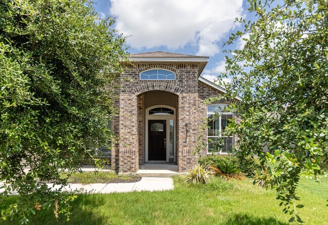 Building Photo - 925 Cypress Ml