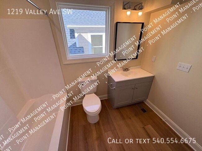 Building Photo - 1219 Valley Ave SW
