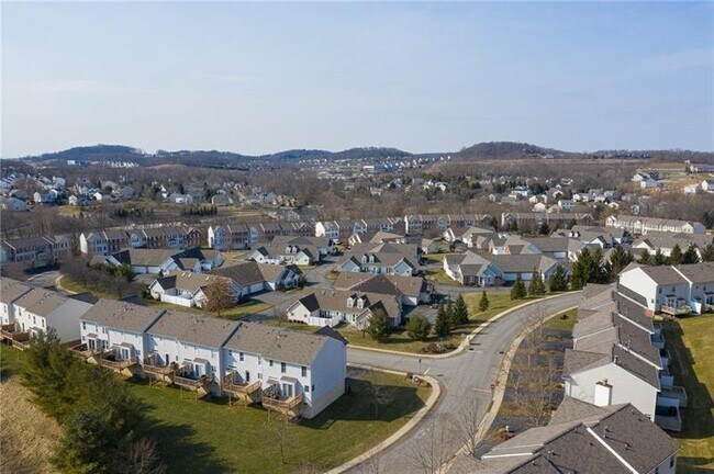 Building Photo - 8506 Club Side Dr