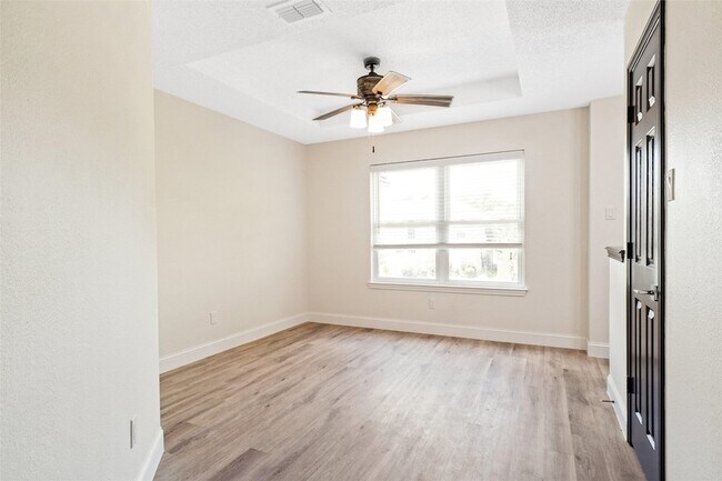 Building Photo - 7008 Caldwell Ln