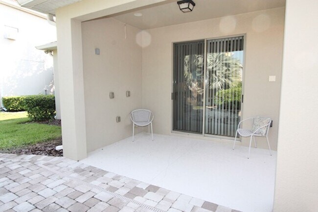 Building Photo - Orlando - Furnished, 4 Bedroom, 2 Bathroom...