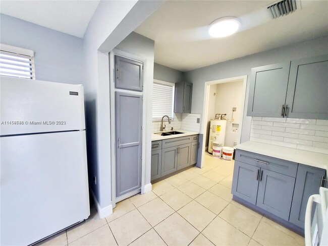 Building Photo - 11410 SW 193rd St