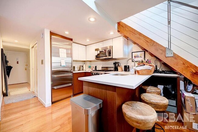 Building Photo - 1 bedroom in NEW YORK NY 10014