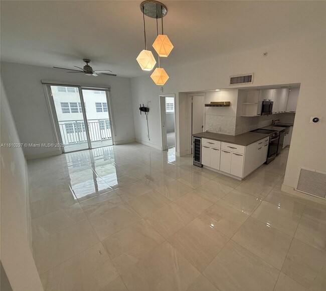 Building Photo - 6969 Collins Ave