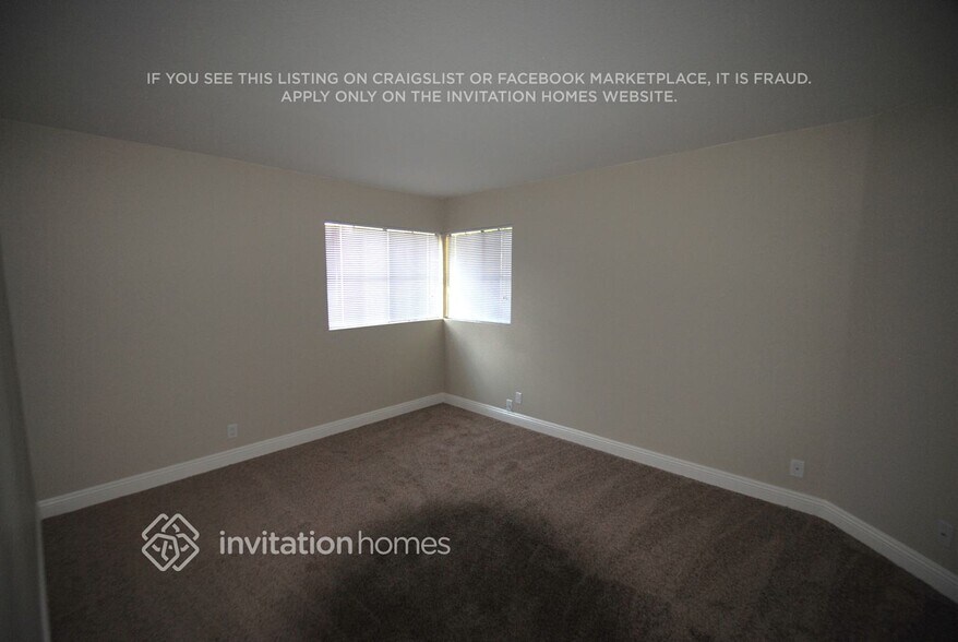 Building Photo - 2164 Glenview Terrace