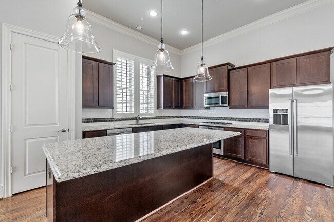 Building Photo - 2719 Cohn St