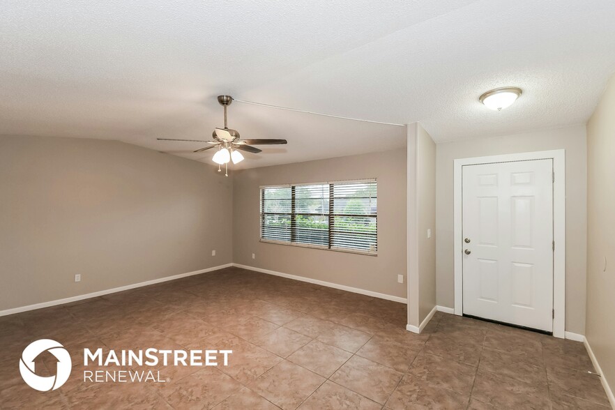 Building Photo - 2633 Sandusky Ave E