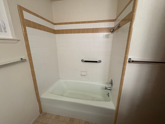 Building Photo - Spacious & Cozy Near Mountain View Elementary Home coming soon!