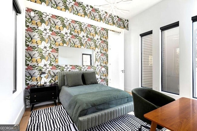 Building Photo - 3600 Lower Roswell Rd