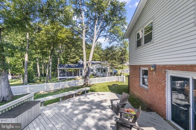 Building Photo - 5030 Gadsen Dr