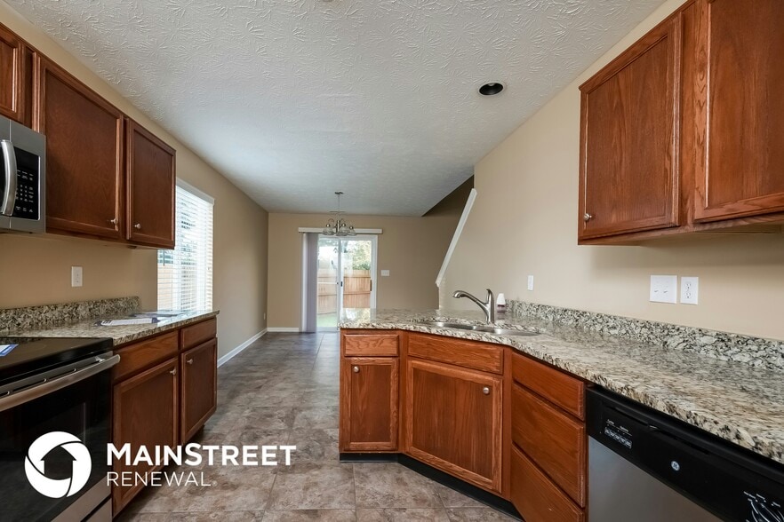 Building Photo - 6574 Largo Ln