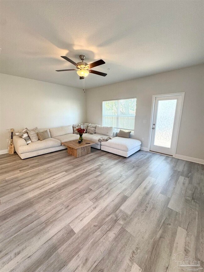 Building Photo - 6053 Brylex Ln
