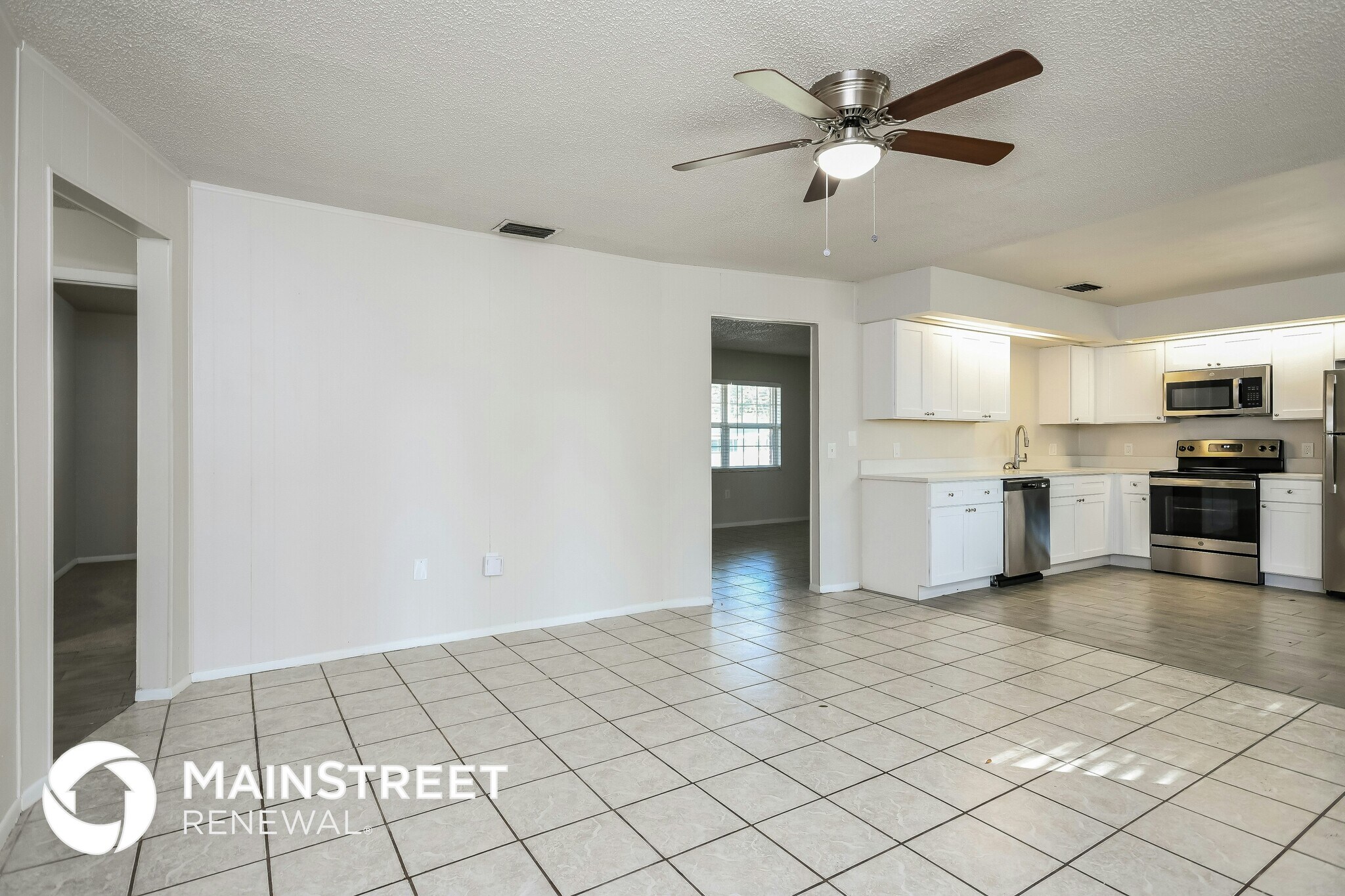 Building Photo - 104 Lighter Log Ln