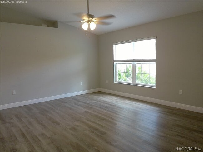 Building Photo - 9252 N Agatha Dr