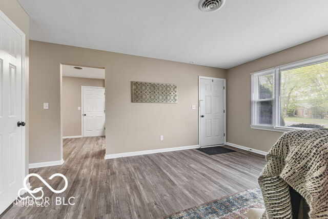 Building Photo - 298 Heritage Dr