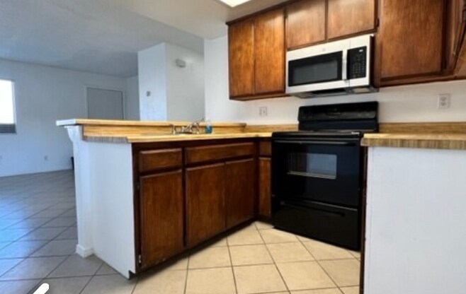 Kitchen - 58785 Barron Dr