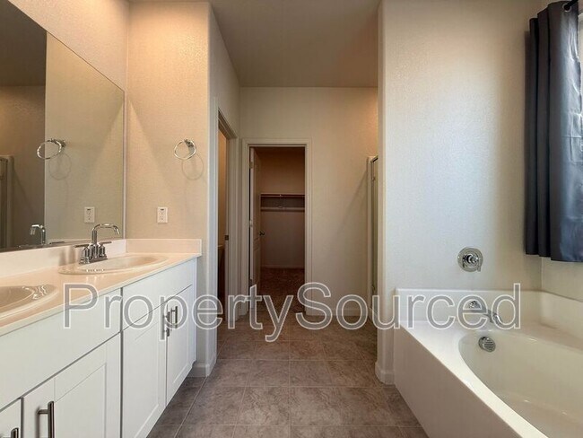 Building Photo - 1936 Suisun Ave