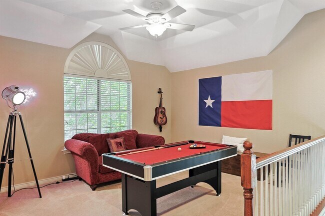Building Photo - 2532 Hickory Ridge Dr