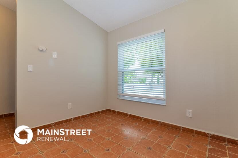 Building Photo - 13130 Pinyon Dr