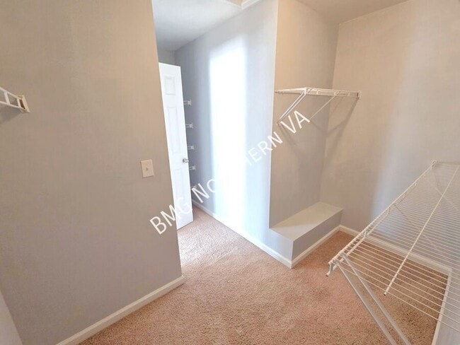 Building Photo - 25224 Briargate Terrace