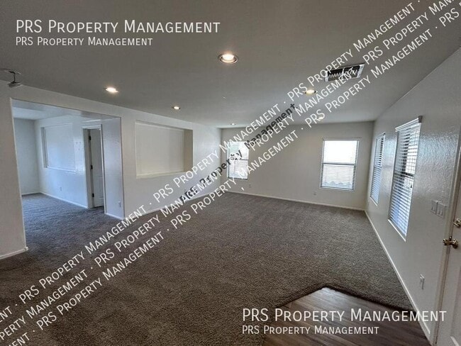 Building Photo - 45563 W Starlight Dr