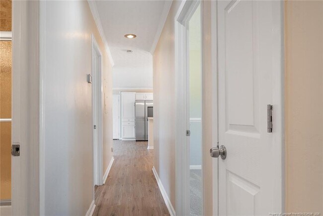 Building Photo - 1939 Shiloh Dr