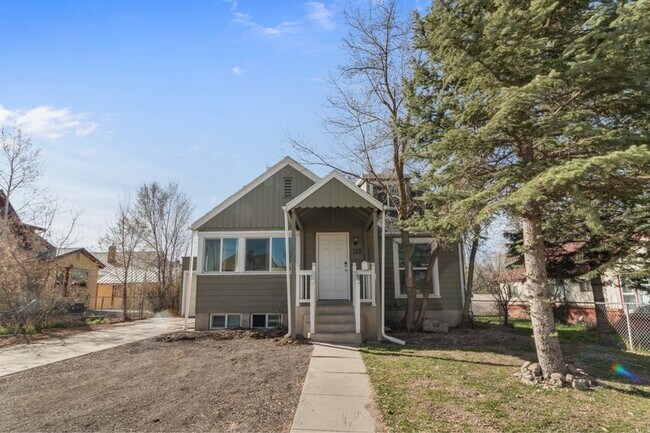 Building Photo - 129 W 100 S