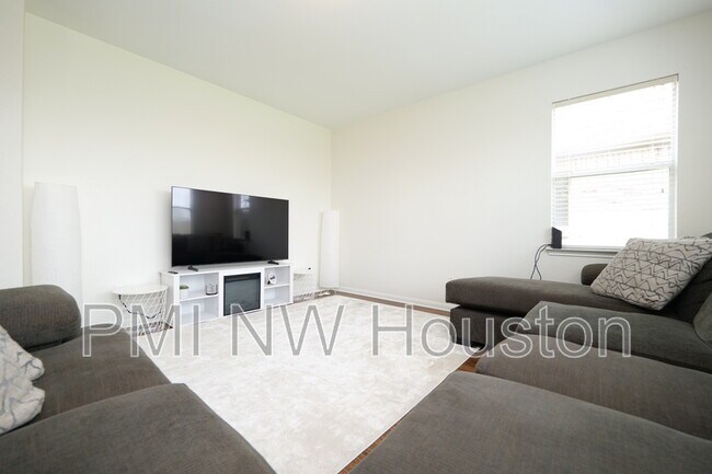 Building Photo - 1203 Lavender Shade Ct