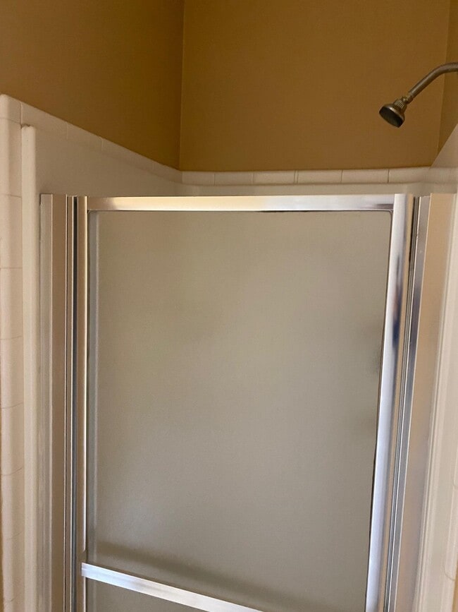 Building Photo - 1517 McPhearson Dr