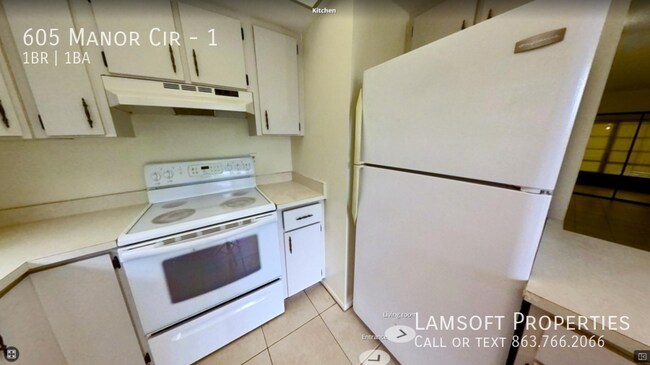 Building Photo - 605 Manor Cir