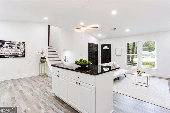 Building Photo - 3038 Sutter Ct SW