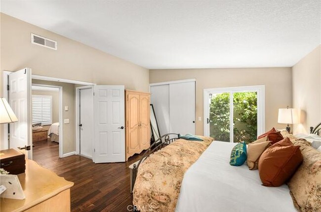 Building Photo - 6535 E Paseo Diego