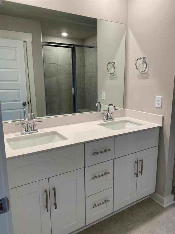 Building Photo - 4521 Sardius Dr