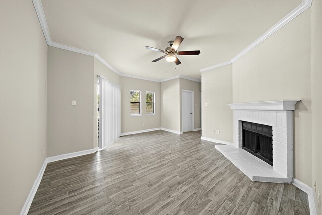 Building Photo - Stylish Apartments Designed for You