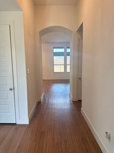 Building Photo - 5075 Brooklet Blvd