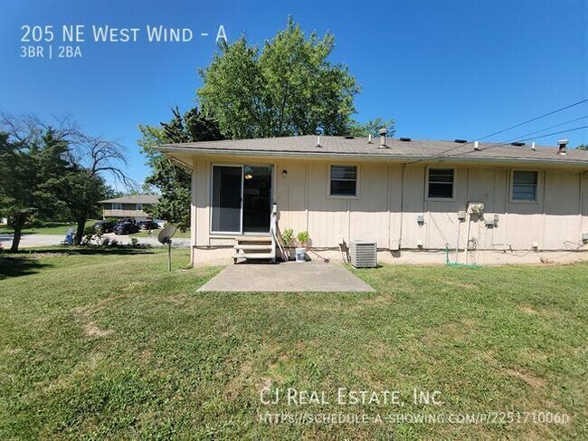Building Photo - 205 NE Westwind Dr