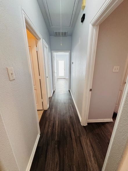 Building Photo - 5632 Blackmon Ct