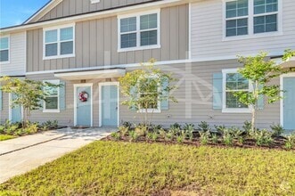Building Photo - 8356 Zenith Cir