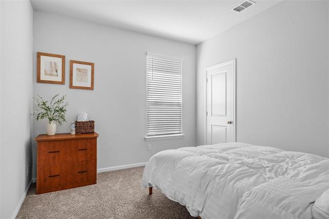 Building Photo - 628 Blacktail Dr