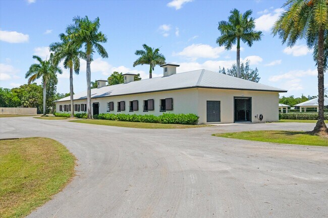 Building Photo - 1150 F Rd