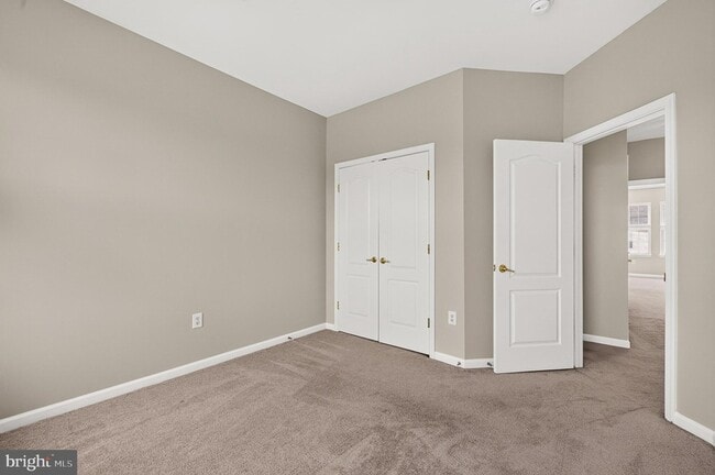 Building Photo - 6805 Oregano Ln