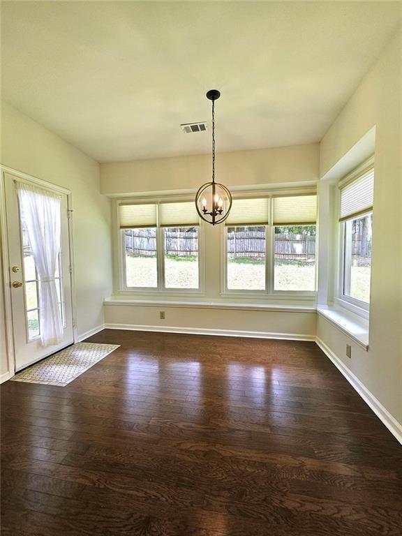 Building Photo - 10805 Pinewalk Forest Cir